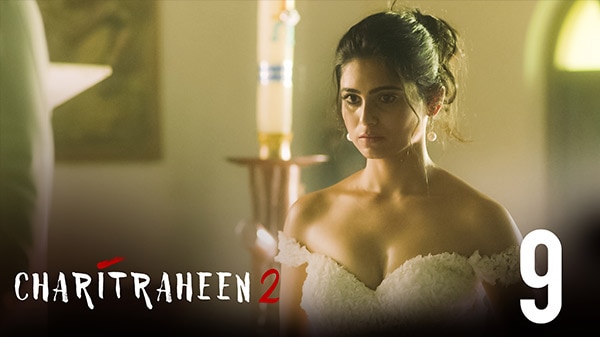 Charitraheen – S02E09 – Hindi Hot Web Series